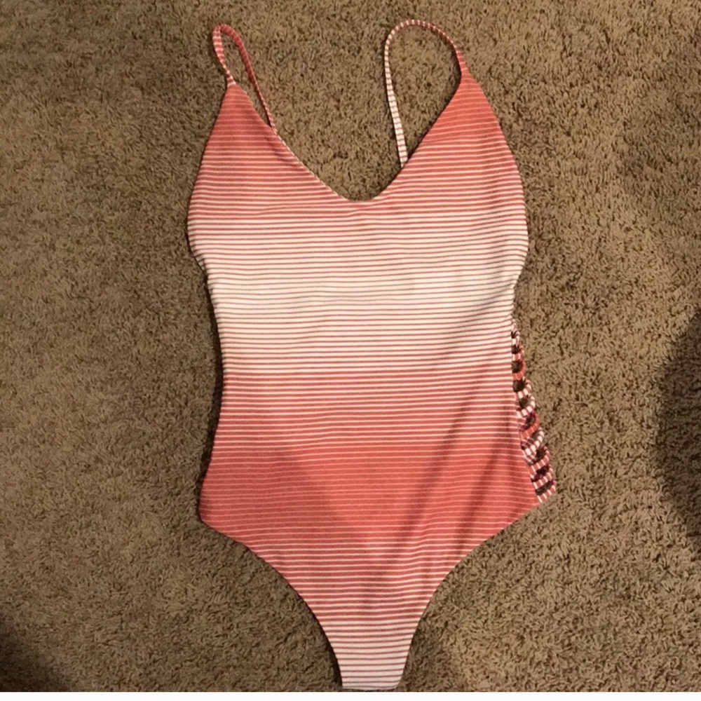 Stone Fox Swim hermosa one piece